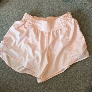 Lululemon hottie hot shorts! strawberry milkshake size 4! 4 inches inseam!